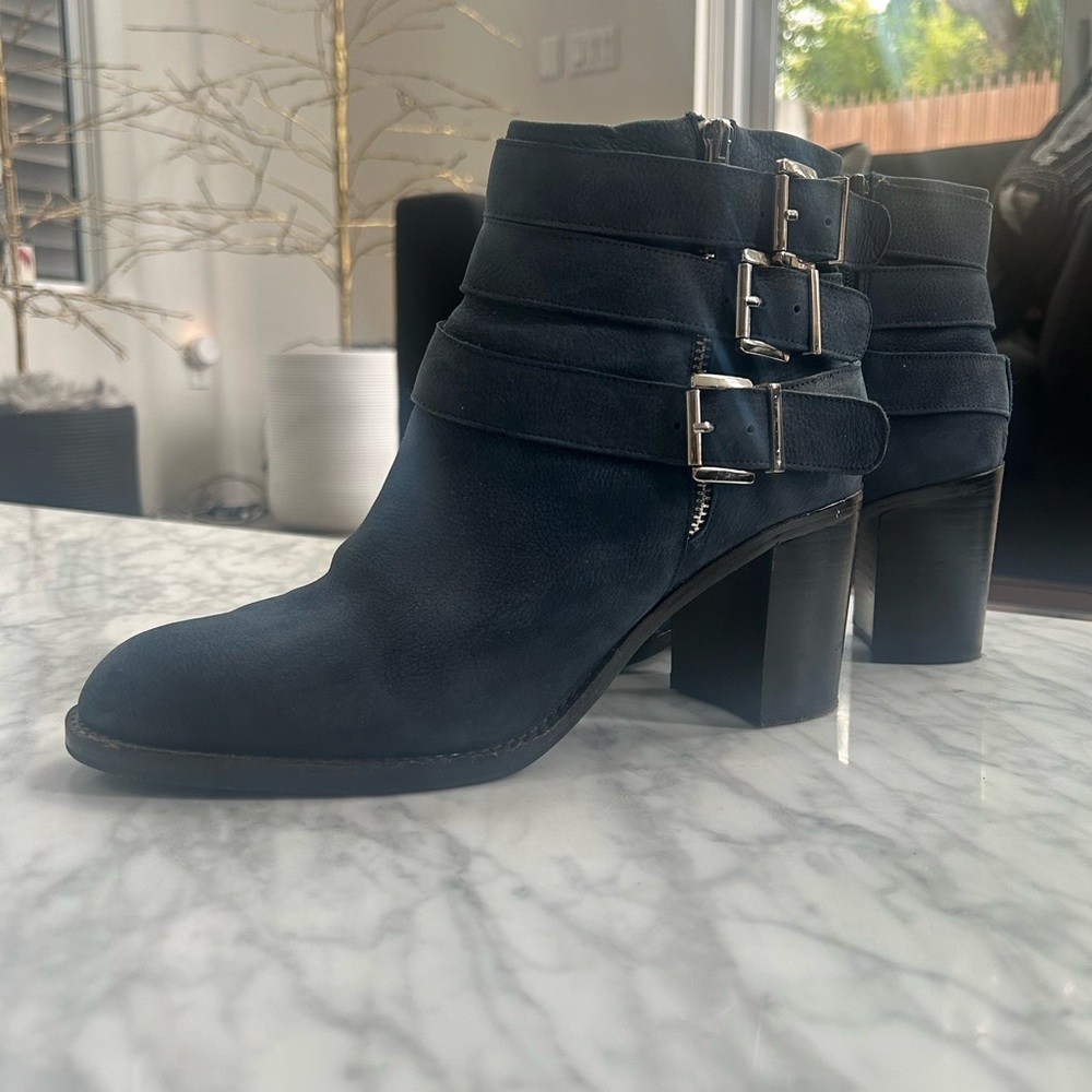 Jeffrey Campbell Women's Navy Ankle Boots Size 11
